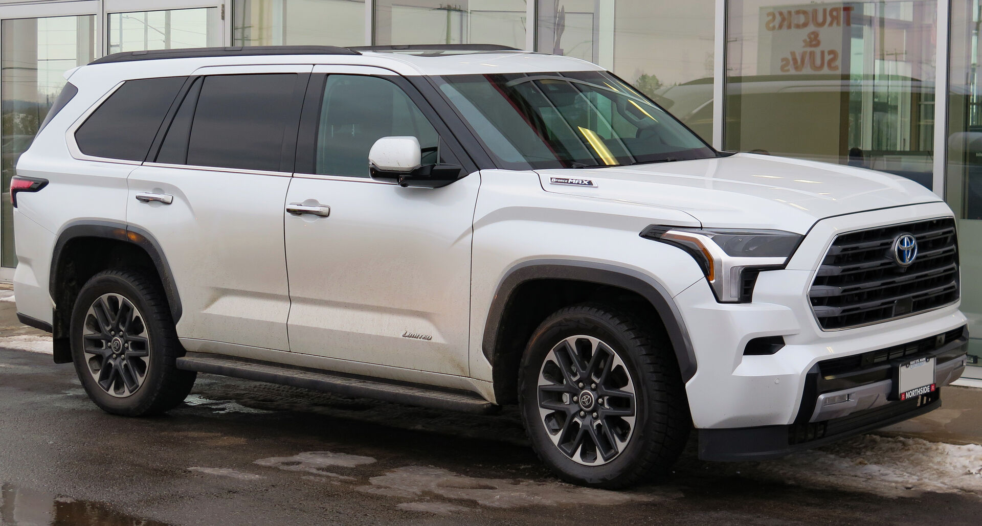 Toyota Sequoia — Vista lateral